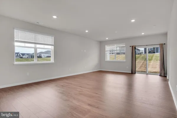 Property Slideshow image 3 of 86 | 6 grand overlook dr, Gettysburg, PA, 17325