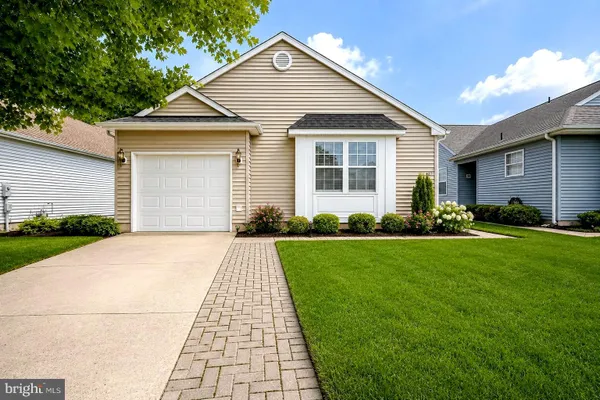 Property Slideshow image 3 of 31 | 627 barbados dr, Williamstown, NJ, 08094