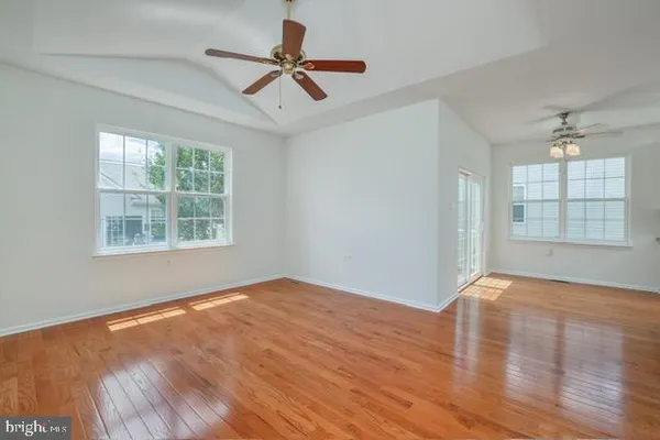 Property Slideshow image 3 of 25 | 7 blue flax ln, Langhorne, PA, 19047