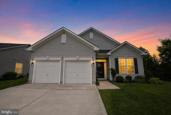 Property Slideshow image 2 of 31 | 174 cottage gate cir, Sewell, NJ, 08080