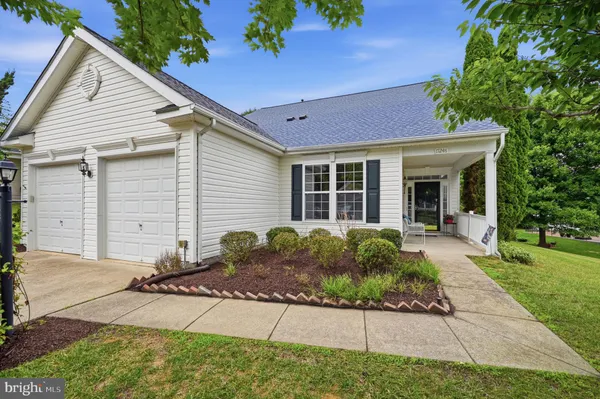 Property Slideshow image 2 of 75 | 17248 four seasons dr, Dumfries, VA, 22025