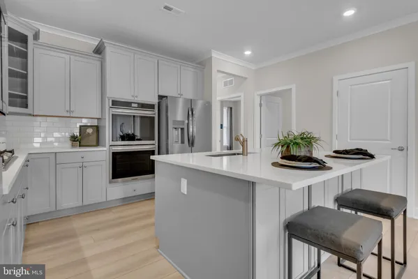 Property Slideshow image 3 of 32 | 10722 great lakes pl, White Plains, MD, 20695