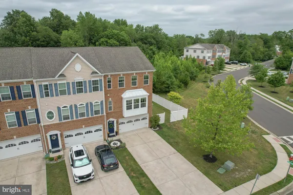 Property Slideshow image 3 of 44 | 1 isabelle ct, Marlton, NJ, 08053