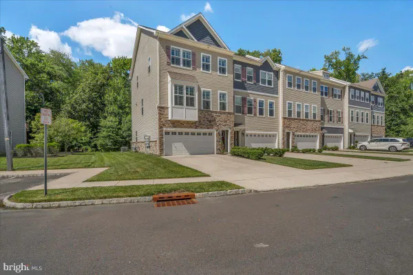 Property Slideshow image 2 of 24 | 55 sullivan way, Marlton, NJ, 08053