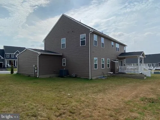 Property Slideshow image 3 of 39 | 3002 vanessa dr, Harrisburg, PA, 17110