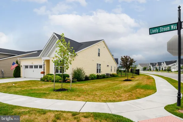 Property Slideshow image 2 of 63 | 185 lively stream way, Gettysburg, PA, 17325