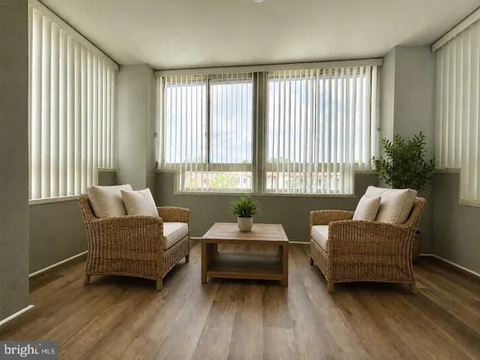 Property Slideshow image 2 of 18 | 14800 pennfield cir 408, Silver Spring, MD, 20906