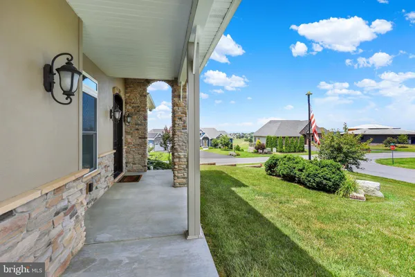 Property Slideshow image 3 of 34 | 6804 lytham ln, Fayetteville, PA, 17222