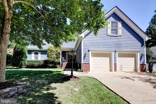 Property Slideshow image 2 of 59 | 127 great gln, Williamsburg, VA, 23188