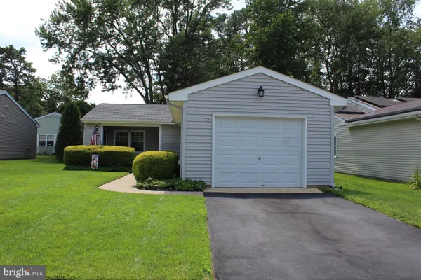 Property Slideshow image 2 of 22 | 73 huntington dr, Southampton, NJ, 08088