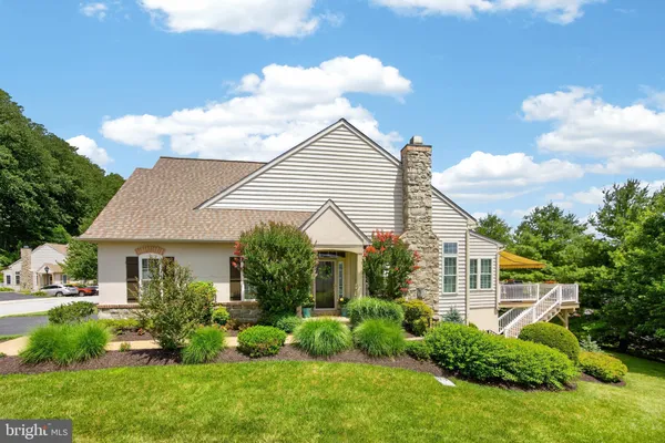 Property Slideshow image 2 of 54 | 1467 n red maple way, Downingtown, PA, 19335