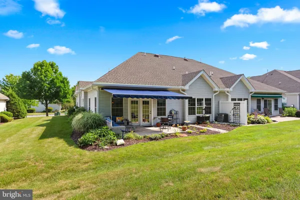 Property Slideshow image 3 of 52 | 46 glenmoor cir, Easton, PA, 18045