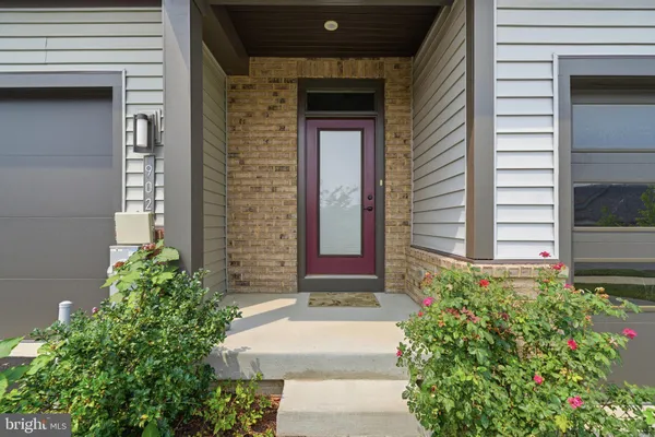 Property Slideshow image 2 of 53 | 900 sankofa rd, Glen Burnie, MD, 21060