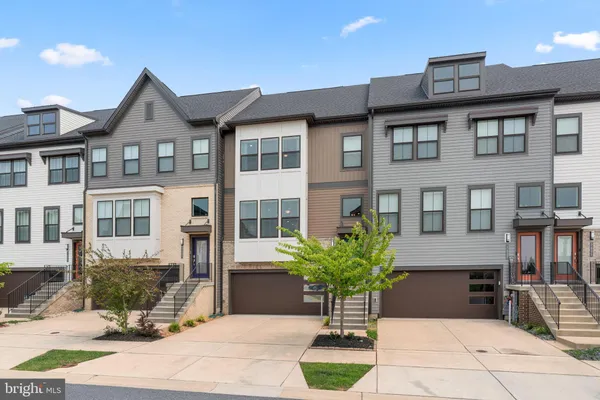 Property Slideshow image 2 of 56 | 7605 chert ct, Glen Burnie, MD, 21060