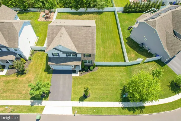 Property Slideshow image 3 of 53 | 27 carrington way, Marlton, NJ, 08053