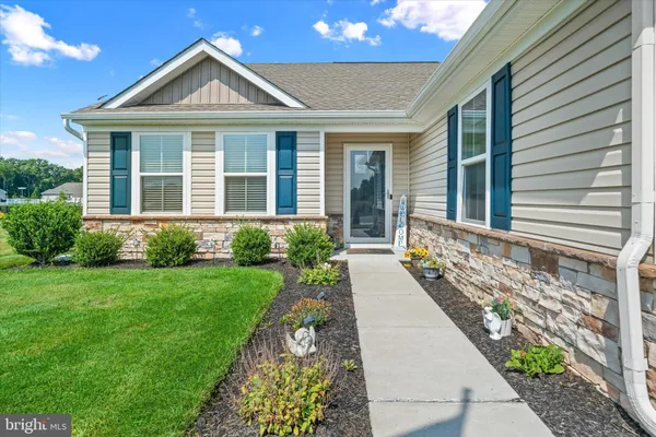 Property Slideshow image 2 of 29 | 125 balthasar dr, Dover, DE, 19901