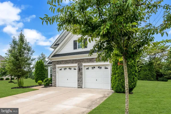 Property Slideshow image 2 of 36 | 111 weatherby ln, Glassboro, NJ, 08028