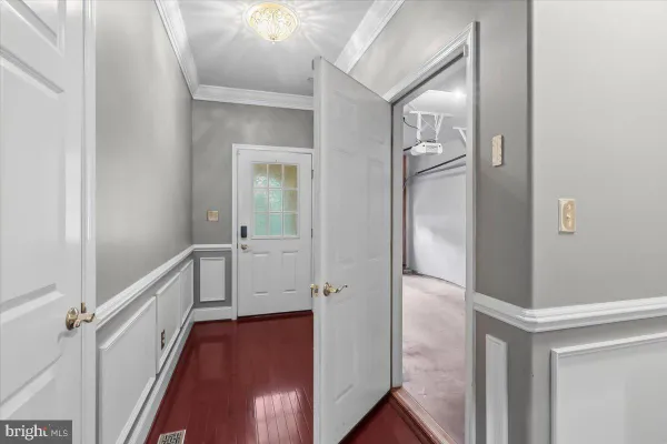 Property Slideshow image 3 of 29 | 2463 merri claude dr, Norristown, PA, 19401