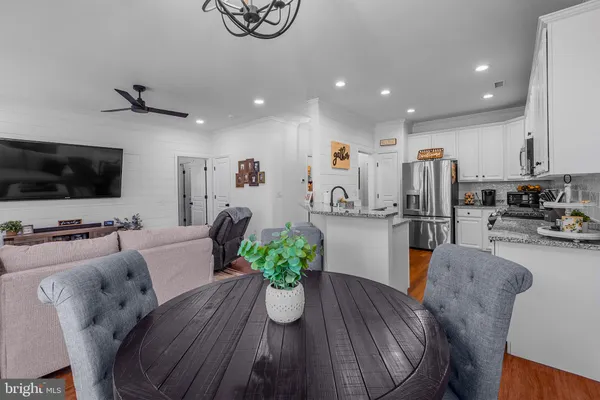 Property Slideshow image 2 of 16 | 7 rachel ct, Hammonton, NJ, 08037