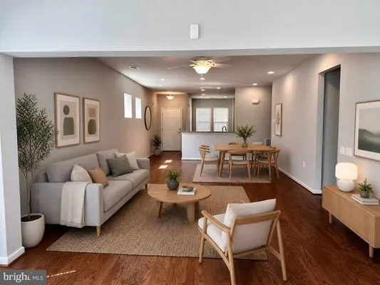 Property Slideshow image 2 of 34 | 212 denison st, Fredericksburg, VA, 22406