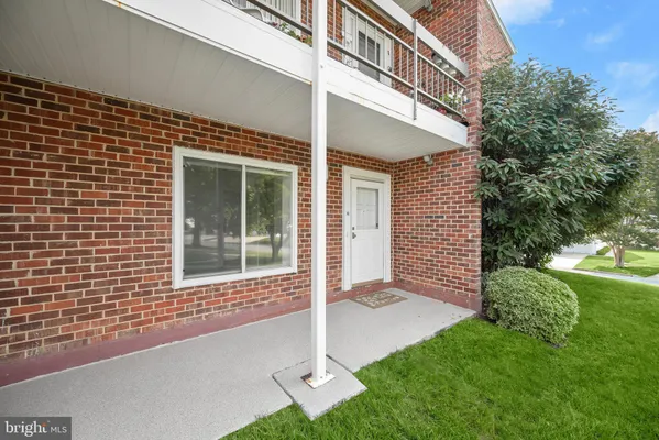 Property Slideshow image 2 of 53 | 15111 glade dr 12-1g, Silver Spring, MD, 20906