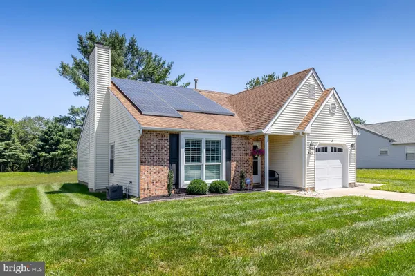 Property Slideshow image 2 of 19 | 425 trinidad blvd, Williamstown, NJ, 08094