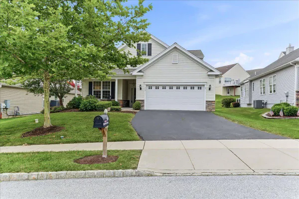 Property Slideshow image 3 of 34 | 509 mcelree ln, Coatesville, PA, 19320