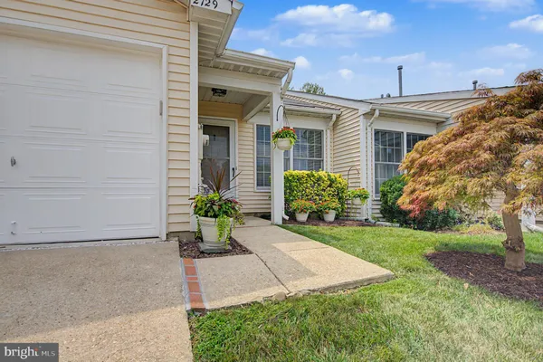 Property Slideshow image 2 of 54 | 2729 yeomans lantern ct, Annapolis, MD, 21401