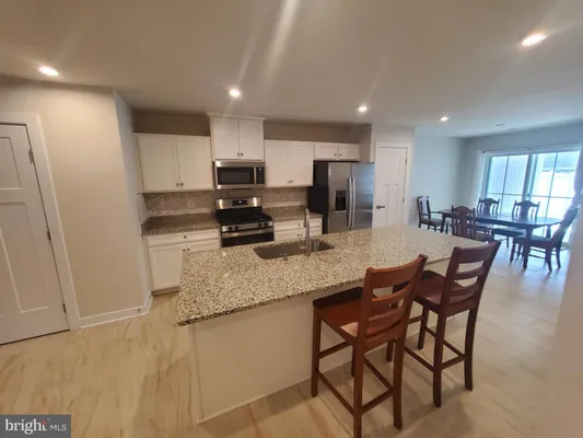 Property Slideshow image 3 of 12 | 126 maury, Winchester, VA, 22602