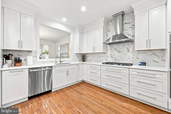 Property Slideshow image 3 of 32 | 99 mcconkey dr, Washington Crossing, PA, 18977