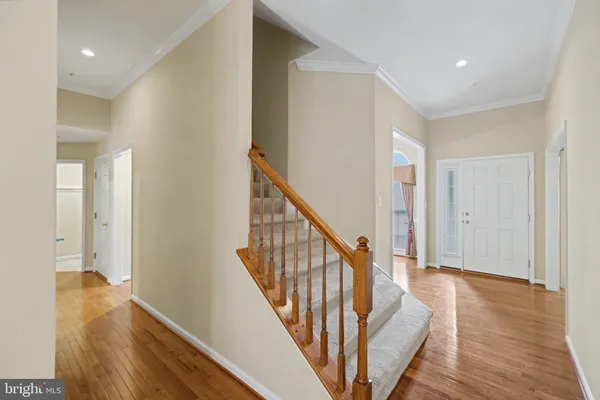 Property Slideshow image 2 of 70 | 6727 holly farm ln, Warrenton, VA, 20187