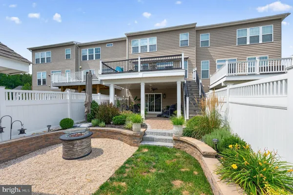 Property Slideshow image 3 of 37 | 26 isabelle ct, Marlton, NJ, 08053