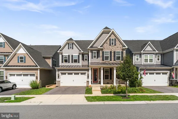 Property Slideshow image 2 of 68 | 2719 orchard oriole way, Odenton, MD, 21113