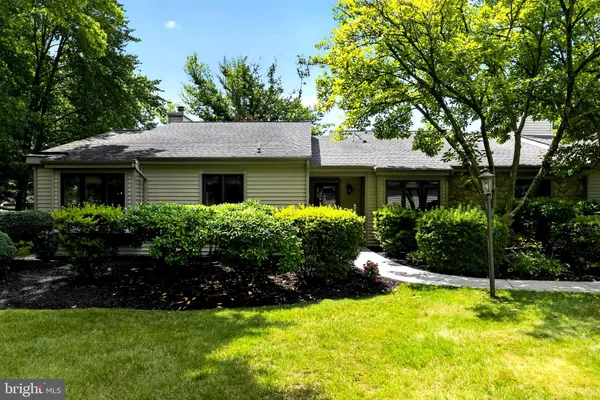 Property Slideshow image 2 of 32 | 513 eaton way 513, West Chester, PA, 19380