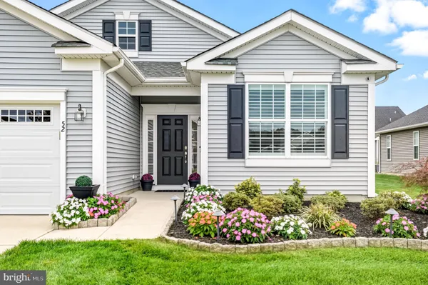 Property Slideshow image 2 of 28 | 52 kippen dr, Williamstown, NJ, 08094
