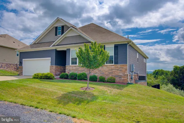 Property Slideshow image 2 of 51 | 79 putter ct, Front Royal, VA, 22630