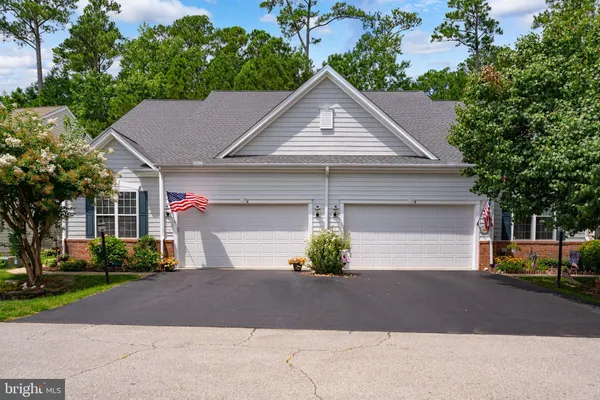 Property Slideshow image 2 of 58 | 6 federal hl, Berlin, MD, 21811
