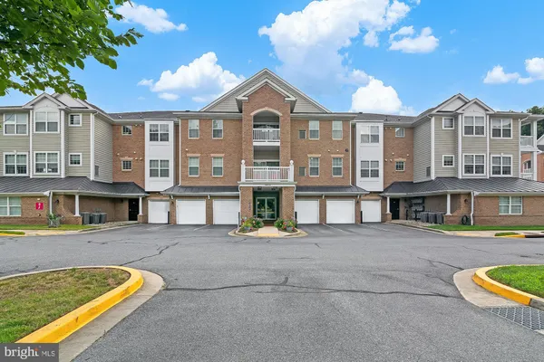 Property Slideshow image 2 of 51 | 1405 wigeon way 101, Gambrills, MD, 21054