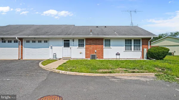 Property Slideshow image 3 of 23 | 355 dorchester dr a, Lakewood, NJ, 08701