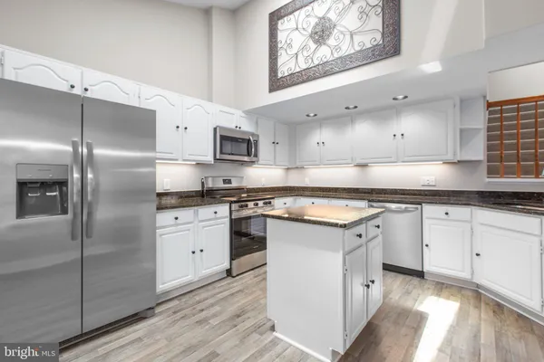 Property Slideshow image 3 of 54 | 11469 charleston ct, Fredericksburg, VA, 22407