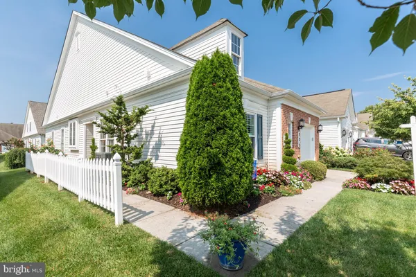 Property Slideshow image 3 of 42 | 323 butterfly dr 83, Taneytown, MD, 21787