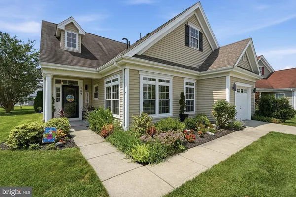 Property Slideshow image 2 of 27 | 304 reynolds rd, Egg Harbor Township, NJ, 08234