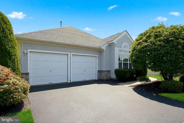 Property Slideshow image 3 of 57 | 12 dunrovin ct, Manchester, NJ, 08759