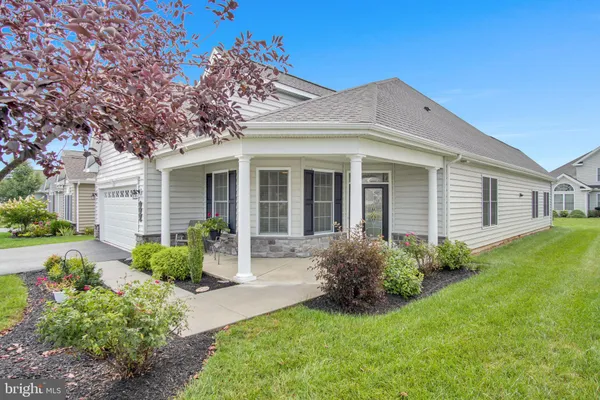 Property Slideshow image 2 of 64 | 427 general dr, Mechanicsburg, PA, 17050