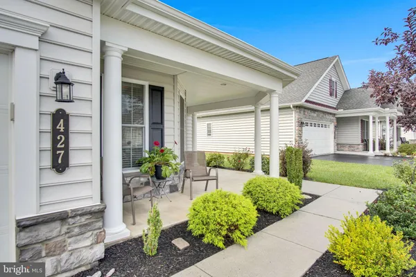 Property Slideshow image 3 of 64 | 427 general dr, Mechanicsburg, PA, 17050