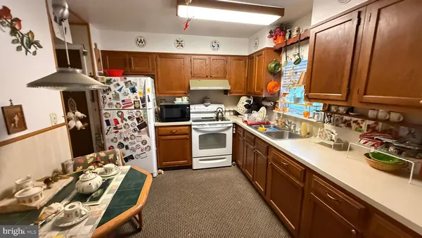 Property Slideshow image 3 of 10 | 15 gramercy pl, Southampton, NJ, 08088