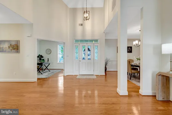 Property Slideshow image 3 of 53 | 6128 beton ct, Gainesville, VA, 20155