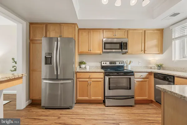Property Slideshow image 3 of 38 | 3250 gleneagles dr 104-b, Silver Spring, MD, 20906