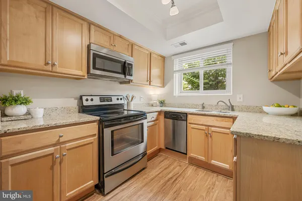 Property Slideshow image 2 of 38 | 3250 gleneagles dr 104-b, Silver Spring, MD, 20906