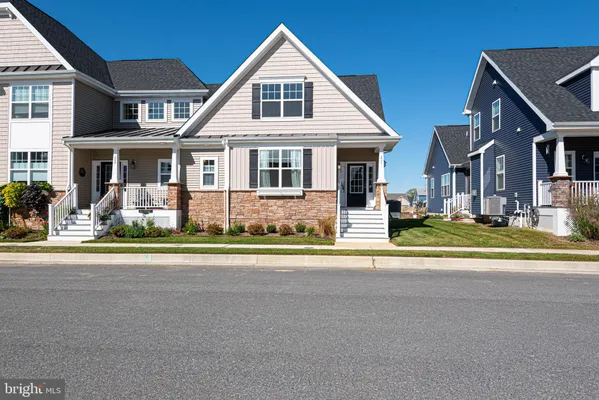 Property Slideshow image 3 of 64 | 211 prospect st, Milton, DE, 19968